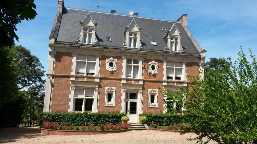Chambres D'Hotes Du Haras De Coddes Cercy-la-Tour Exterior photo
