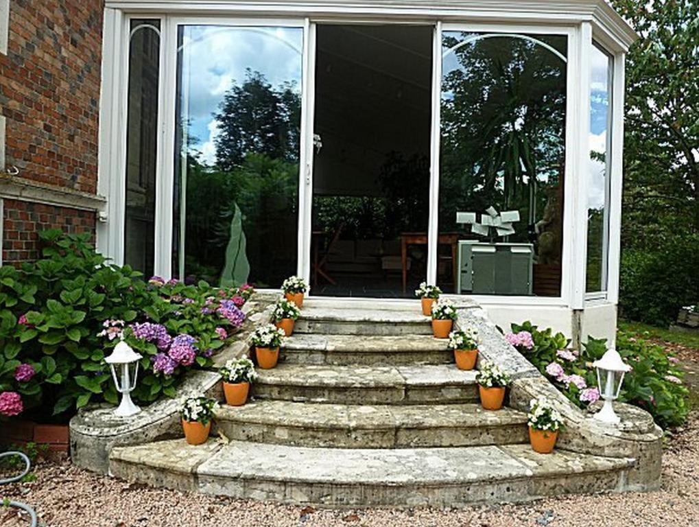 Chambres D'Hotes Du Haras De Coddes Cercy-la-Tour Exterior photo